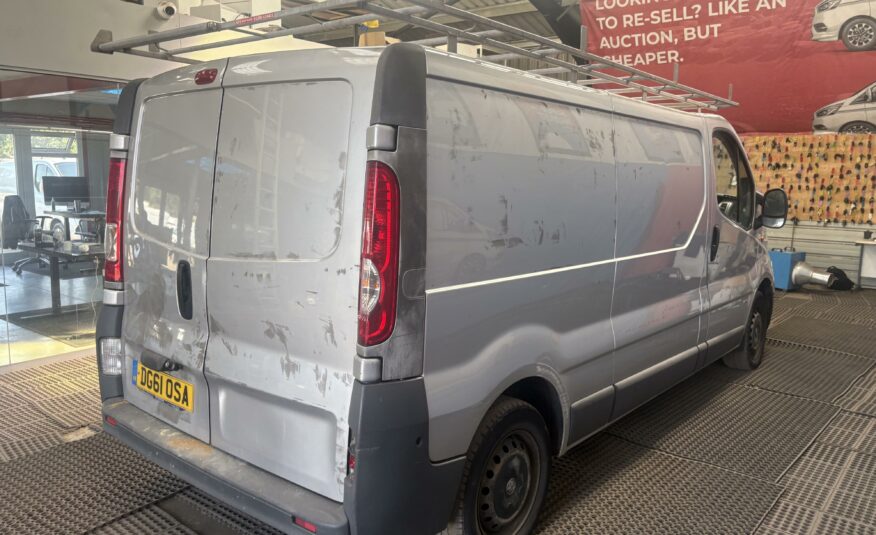 2011 VAUXHALL VIVARO 2900 CDTI P/V