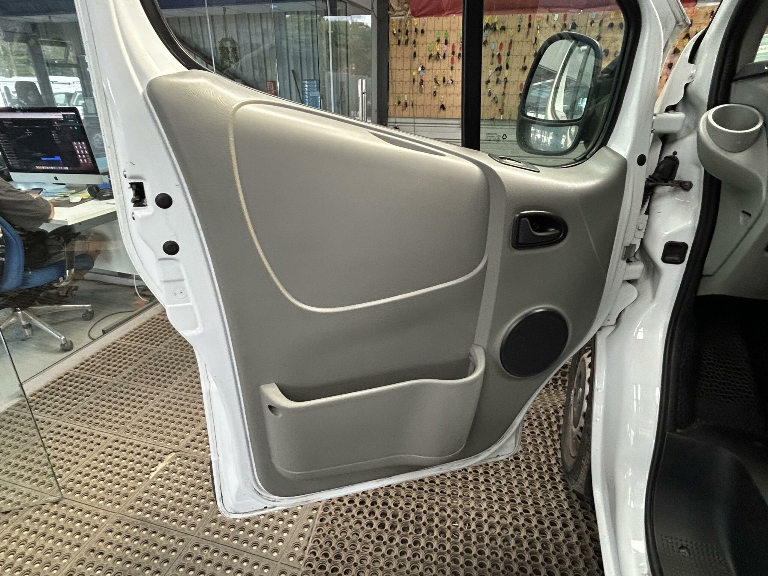 2013 Vauxhall Vivaro Vivaro 2700 CDTi 113 SWB – WV13FHB