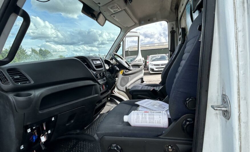 2017 IVECO DAILY 35S12 S-A