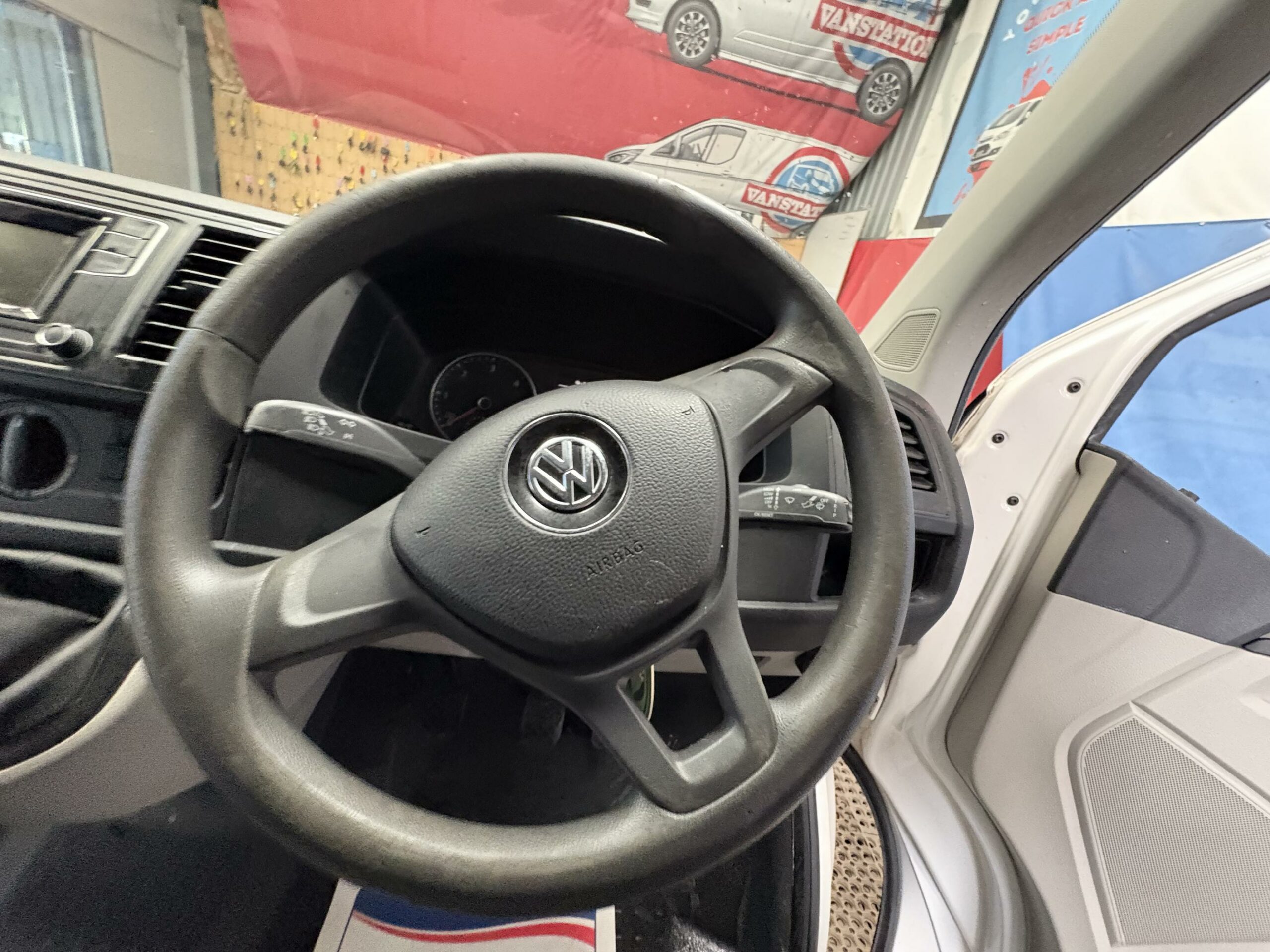 2018 Volkswagen Transporter Transporter T30 Startline TDI BlueMotion Technology – GM18KYS