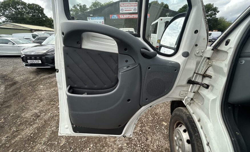 2005 PEUGEOT BOXER 350 LX LWB HDI