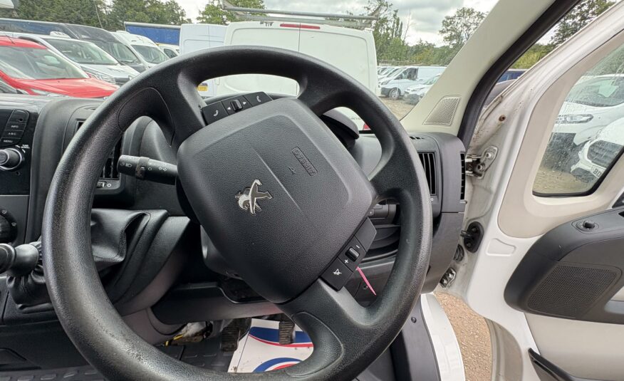 2018 PEUGEOT BOXER 335 L2H2 BLUE HDI