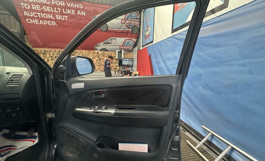 2016 TOYOTA HILUX ICON D-4D 4X4 DCB