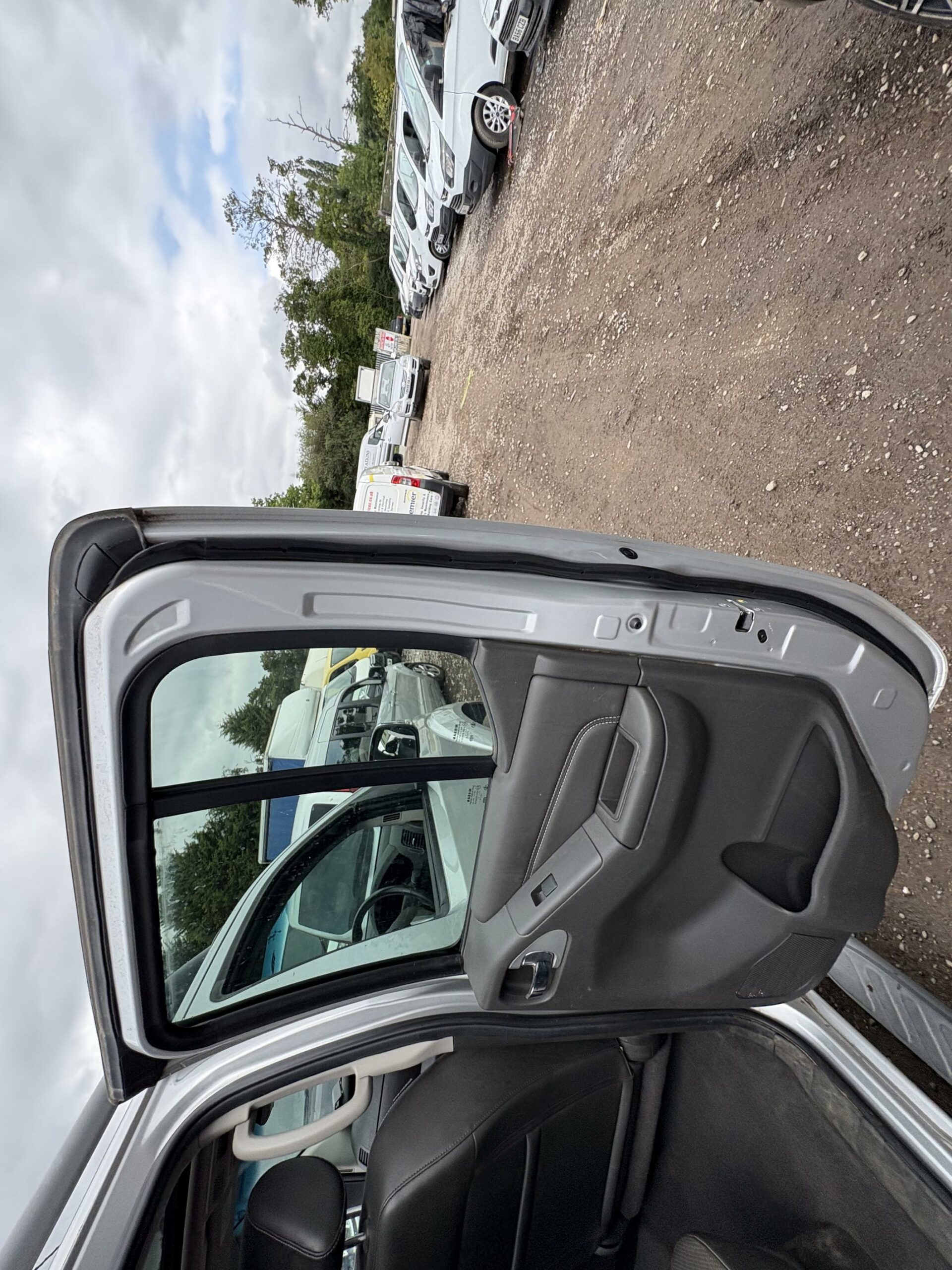 2015 Nissan Navara Navara Outlaw dCi Auto – YN65WJL/C3WAXY