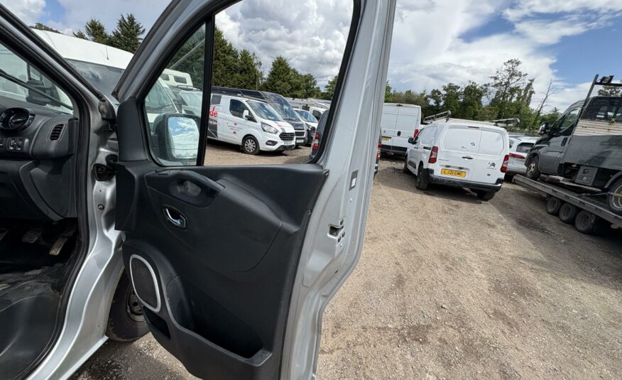 2017 VAUXHALL VIVARO 2900 SPORTIVE CDTI
