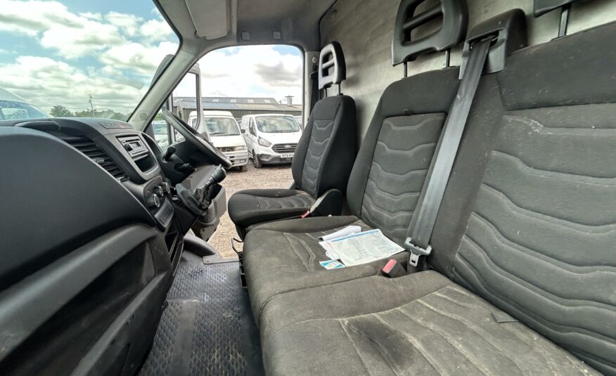 2016 IVECO DAILY 35S13V