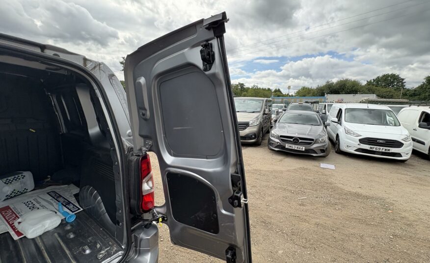 2022 VAUXHALL COMBO 2300 SPORTIVE TD 2300 SPORTIVE TD