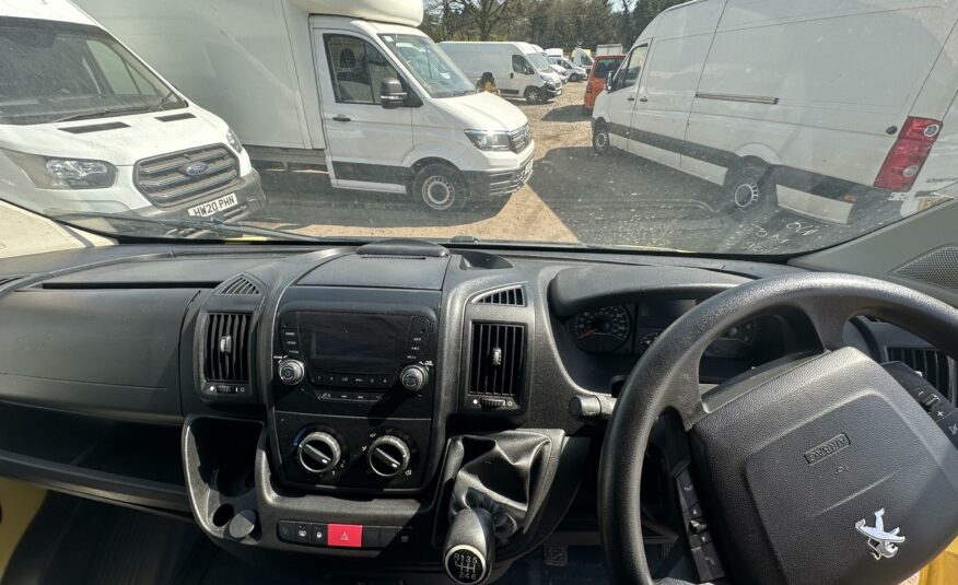2017 PEUGEOT BOXER BLUE HDI 333 L1H1 P/V