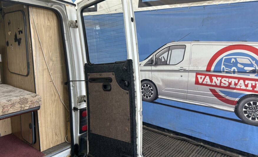 1995 RENAULT TRAFIC T1100D SWB
