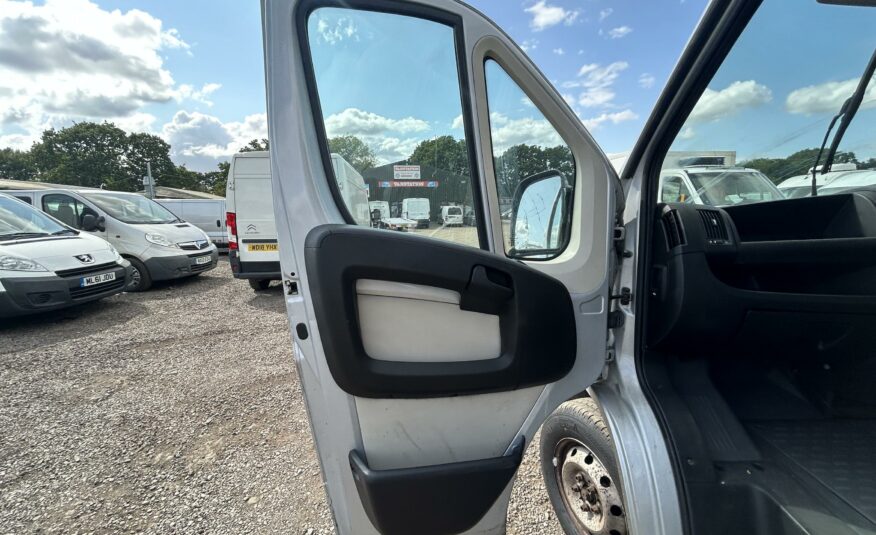 2017 PEUGEOT BOXER 335 PRO L3H2 BLUE HDI