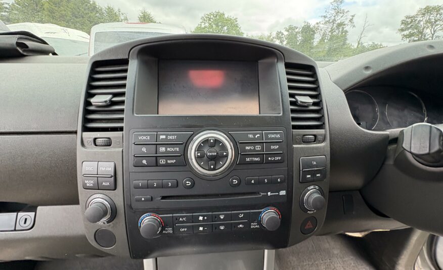 2015 NISSAN NAVARA OUTLOW
