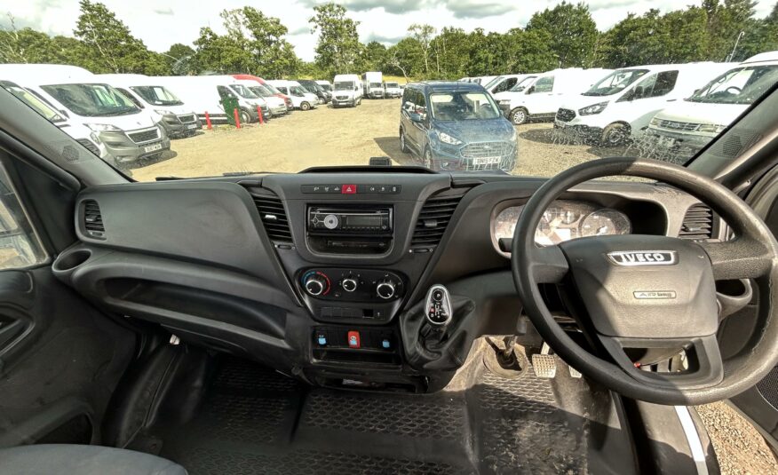 2017 IVECO DAILY 35S12 S-A