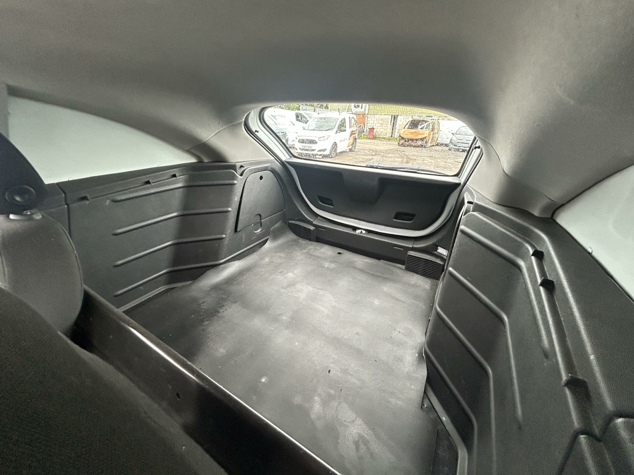 2014 Vauxhall Corsa Corsa CDTi ecoFLEX – SN14OEE