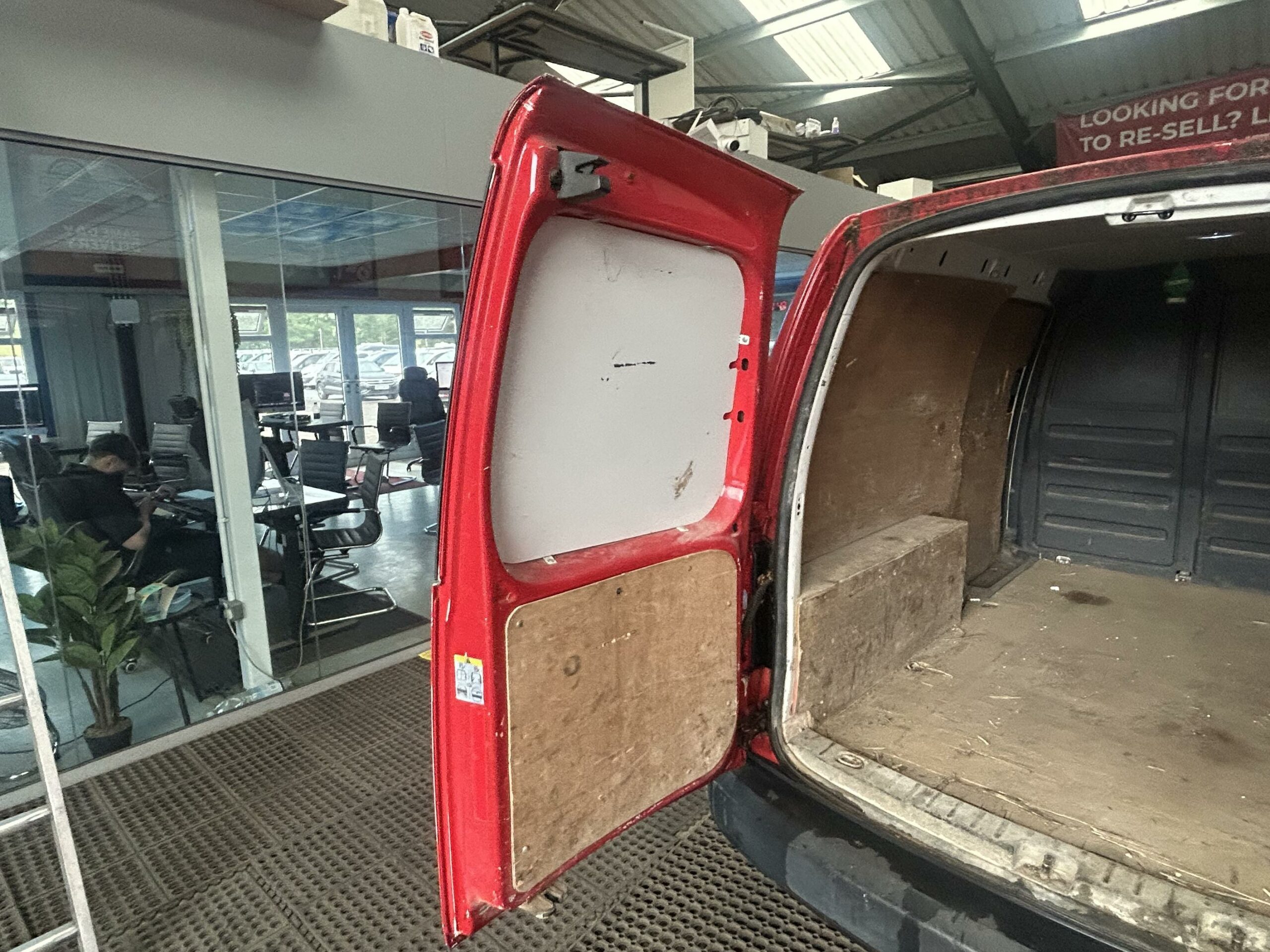 2015 Volkswagen Caddy Caddy C20 Startline TDI – GF15XSU