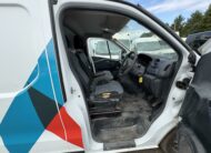 2015 VAUXHALL VIVARO 2700 CDTI