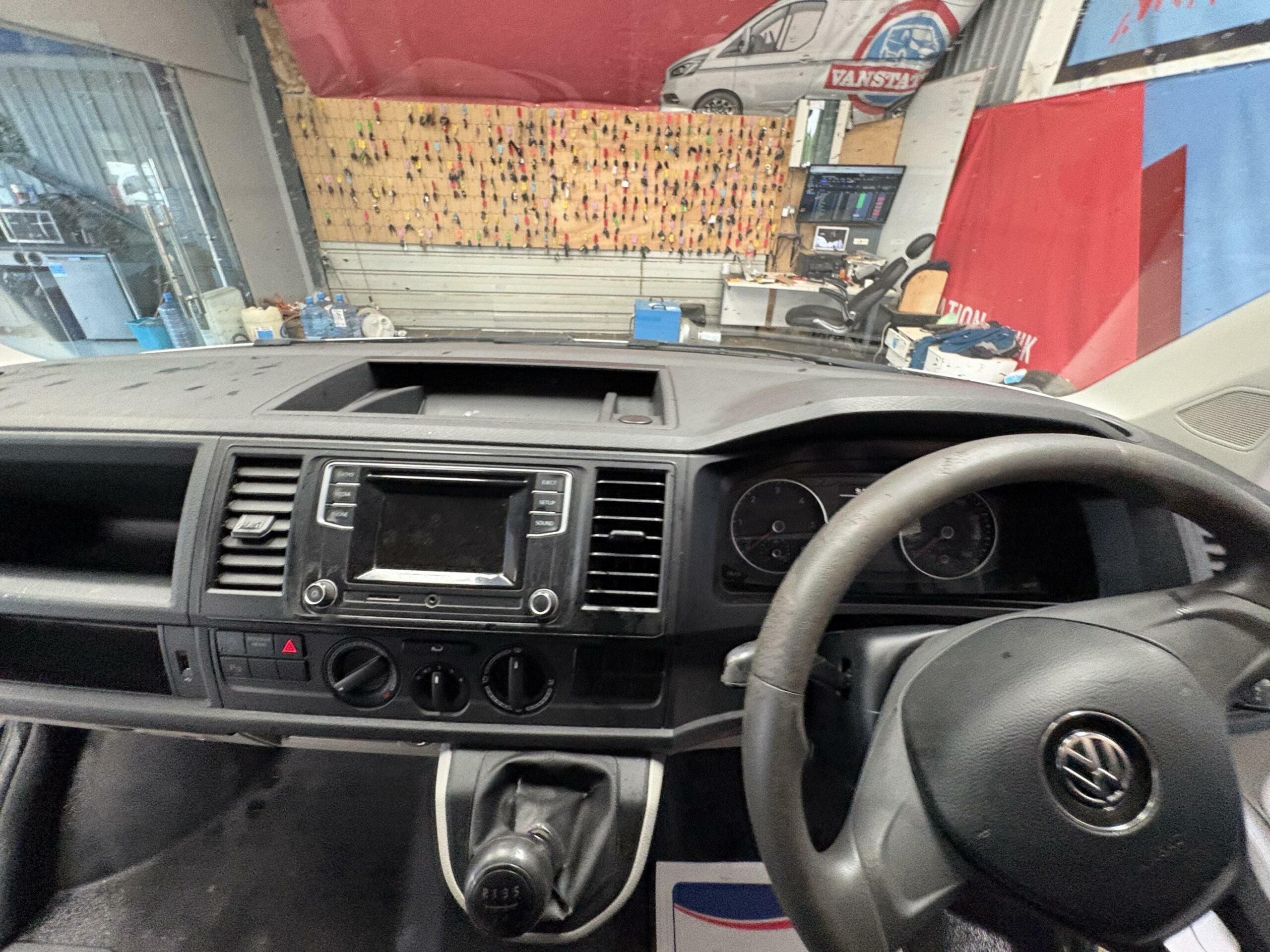 2018 Volkswagen Transporter Transporter T30 Startline TDI BlueMotion Technology – GM18KYS
