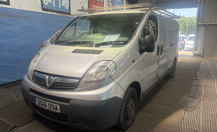 2011 VAUXHALL VIVARO 2900 CDTI P/V