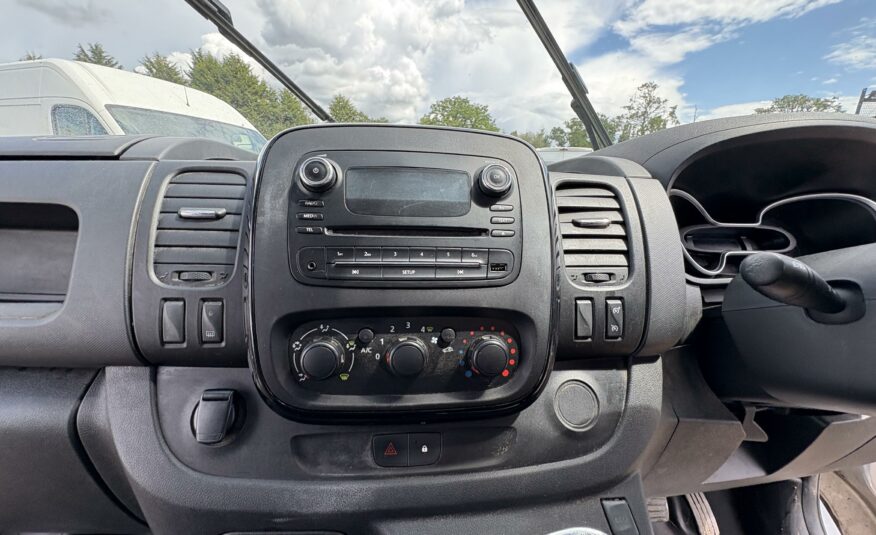 2017 VAUXHALL VIVARO 2900 SPORTIVE CDTI