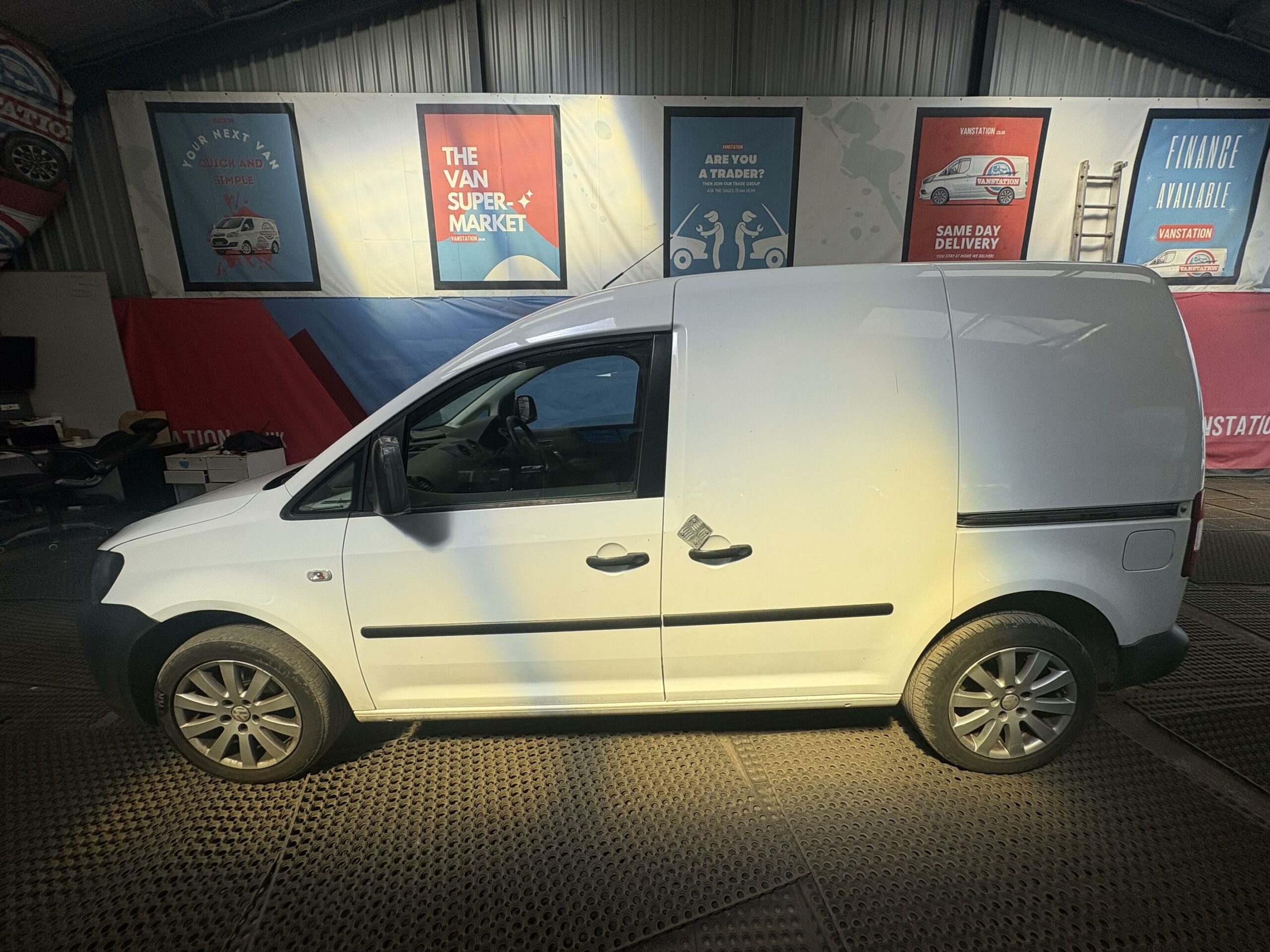 2012 Volkswagen Caddy Caddy C20 TDI 102 – DL12HFN