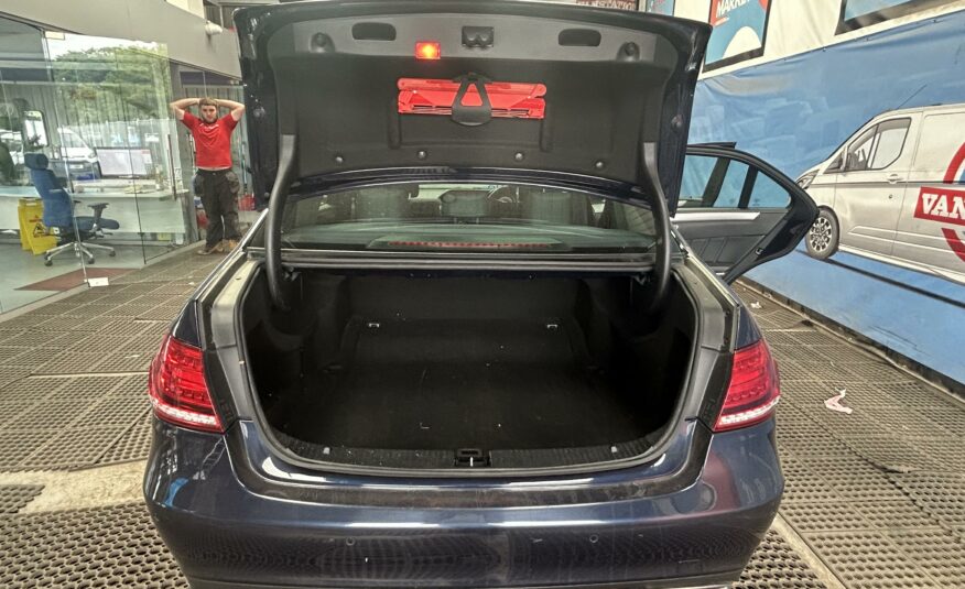 2015 MERCEDES E CLASS E220 BLUETEC SE
