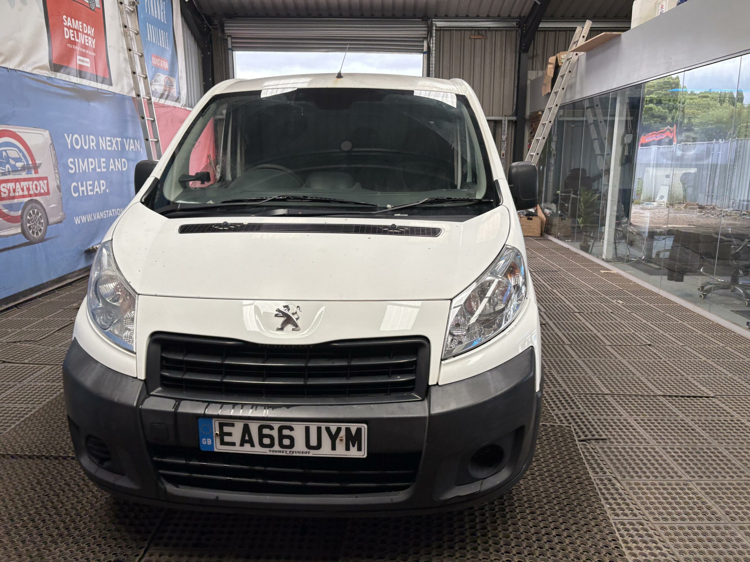 2016 Peugeot Expert – Model: Expert 1000 L1H1 Professional HDi – EA66UYM