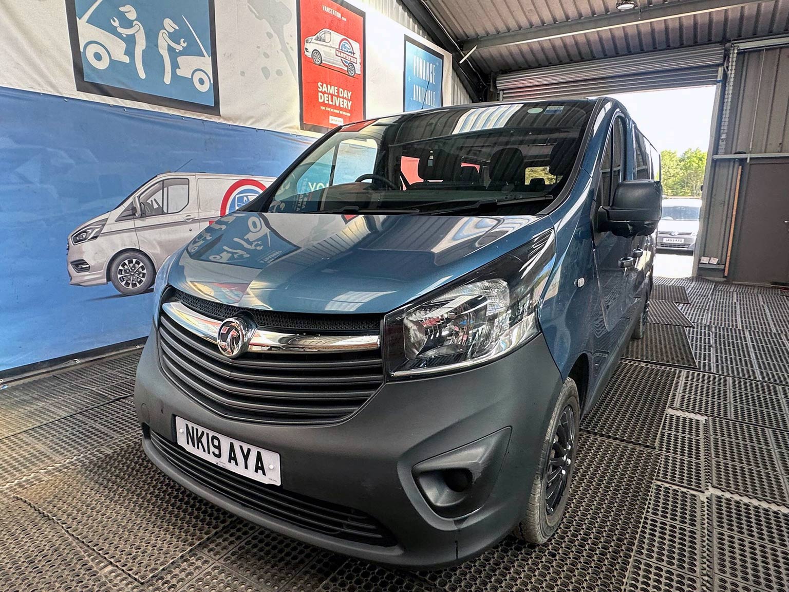 2019 Vauxhall Vivaro Combi Vivaro Combi CDTi S/S – NK19AYA