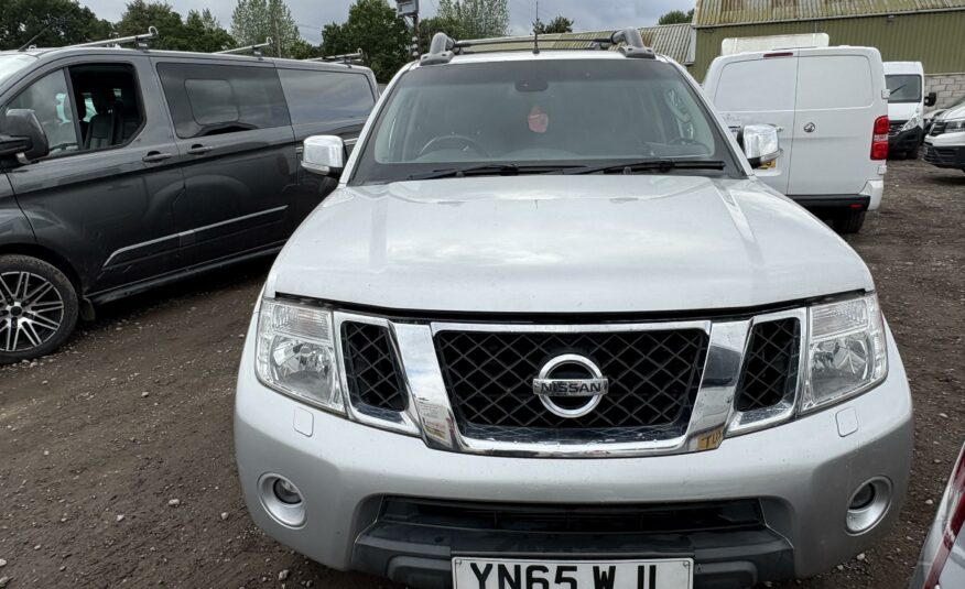 2015 NISSAN NAVARA OUTLOW