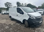 2017 VAUXHALL VIVARO 2700 CDTI