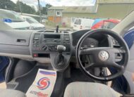 2004 VOLKSWAGEN TRANSPORTER T5 2.5 TDI