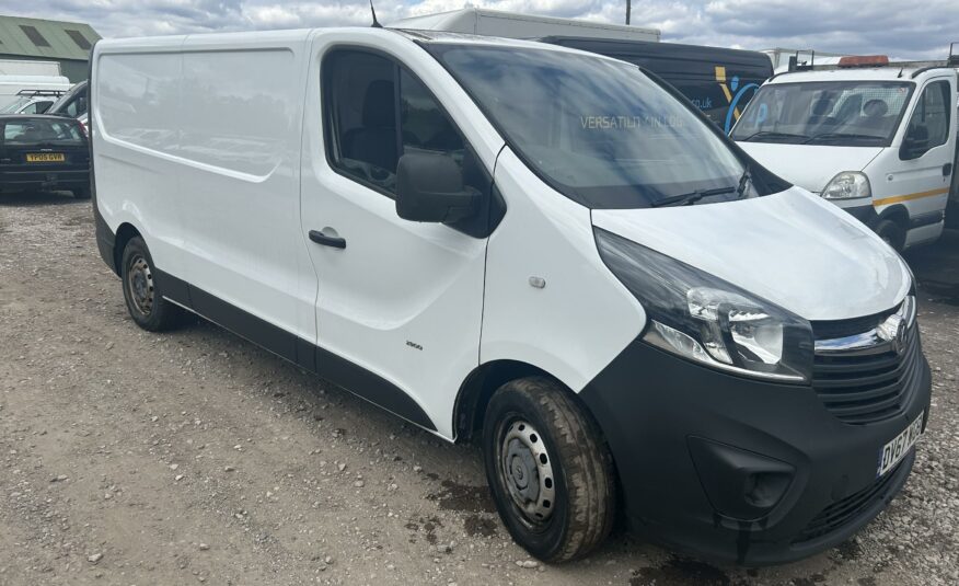 2017 VAUXHALL VIVARO 2900 CDTI