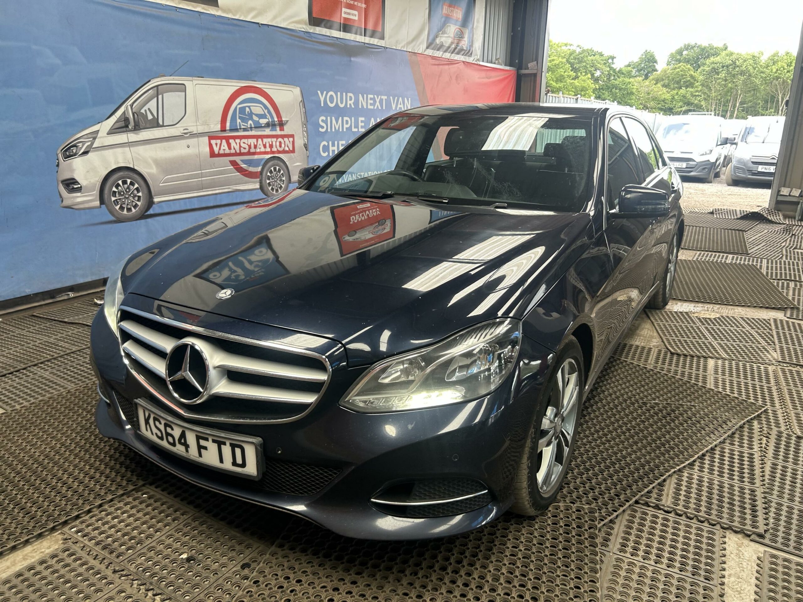 2015 Mercedes-Benz E-Class E220 SE Bluetec Auto – KS64FTD