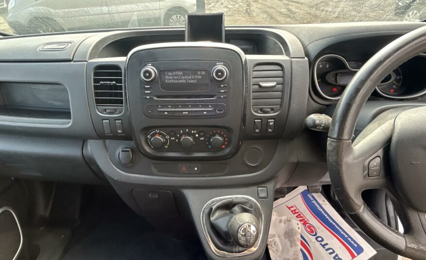 2016 VAUXHALL VIVARO TRAFFIC