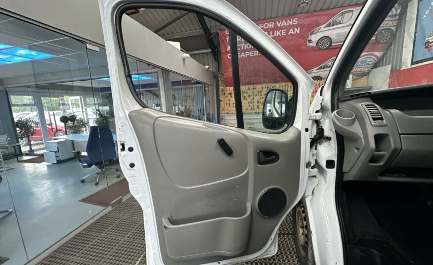 2012 VAUXHALL VIVARO 2700 CDTI 113 SWB