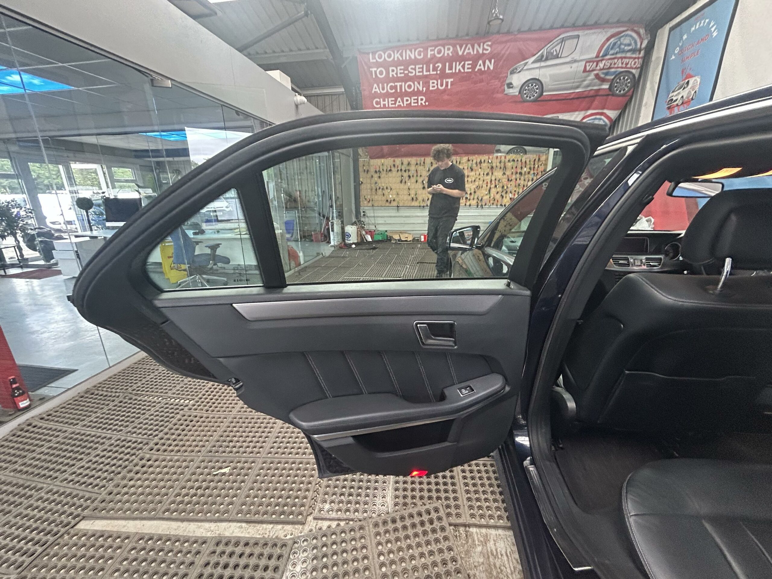 2015 Mercedes-Benz E-Class E220 SE Bluetec Auto – KS64FTD