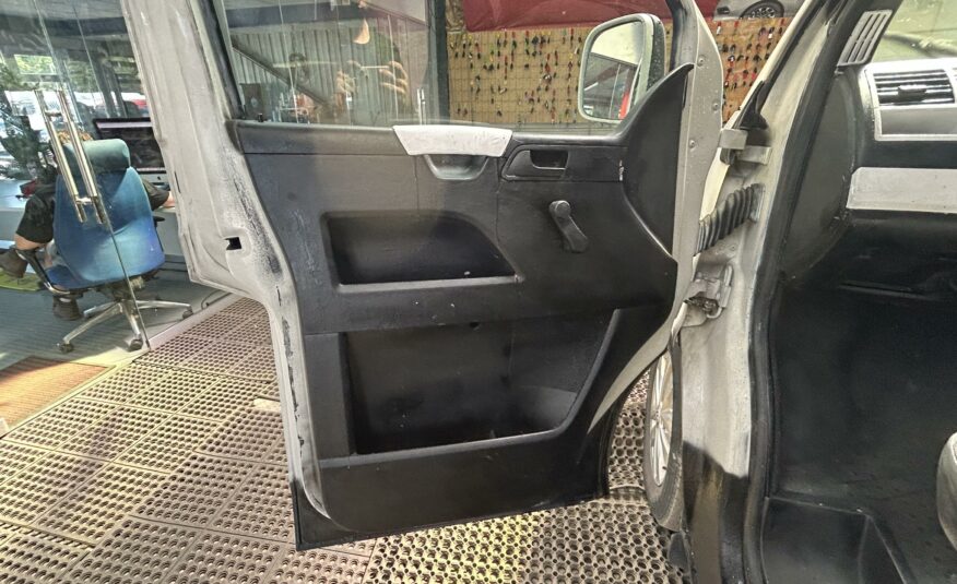 2005 VOLKSWAGEN TRANSPORTER T28 85 TDI