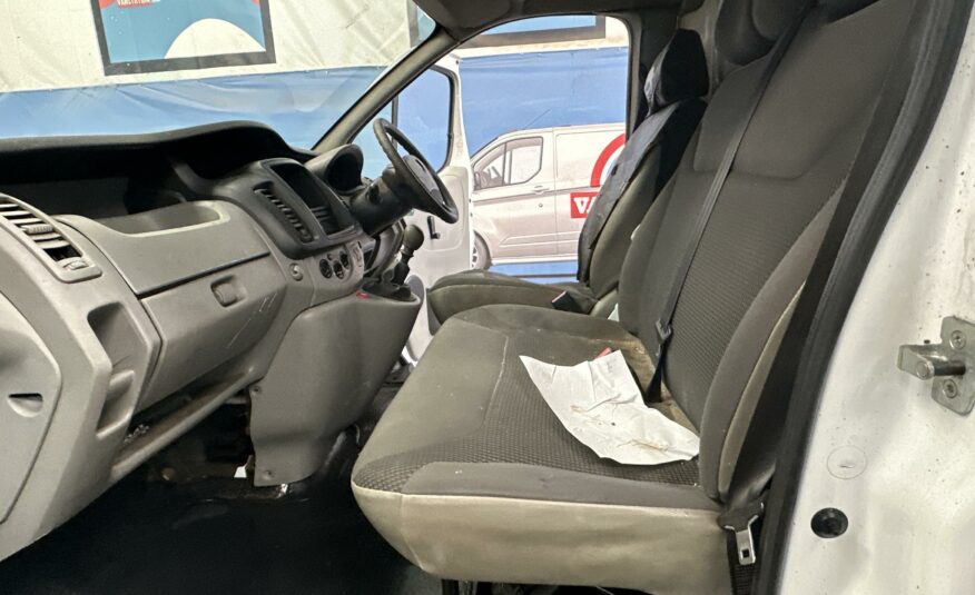 2012 VAUXHALL VIVARO 2700 CDTI 113 SWB