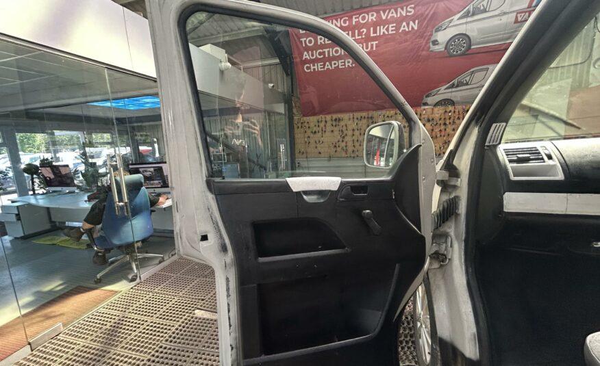 2005 VOLKSWAGEN TRANSPORTER T28 85 TDI