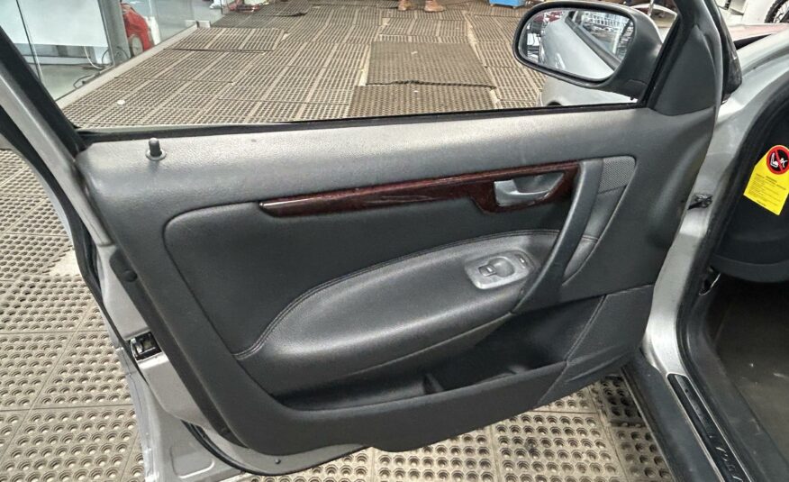 2002 VOLVO 70 SERIES V70 T S