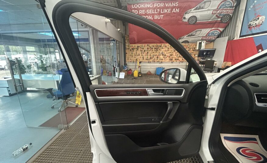 VOLKSWAGEN TOUAREG V6 SE TDI BLUEMOTION TECHNOLOGY