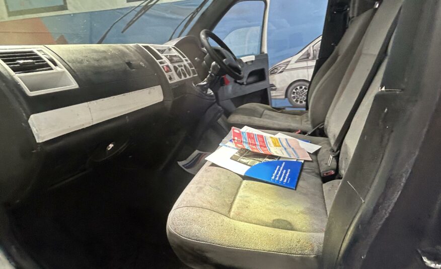 2005 VOLKSWAGEN TRANSPORTER T28 85 TDI