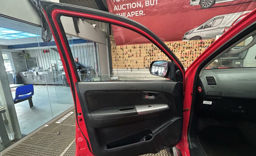 2016 TOYOTA HILUX INVINCIBLE D-4D 4X4 DCB INVINCIBLE D-4D 4X4 DCB