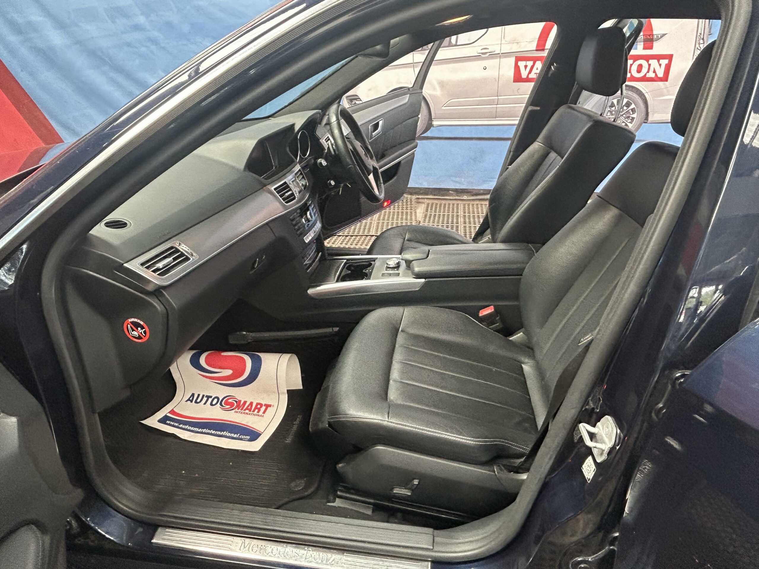 2015 Mercedes-Benz E-Class E220 SE Bluetec Auto – KS64FTD