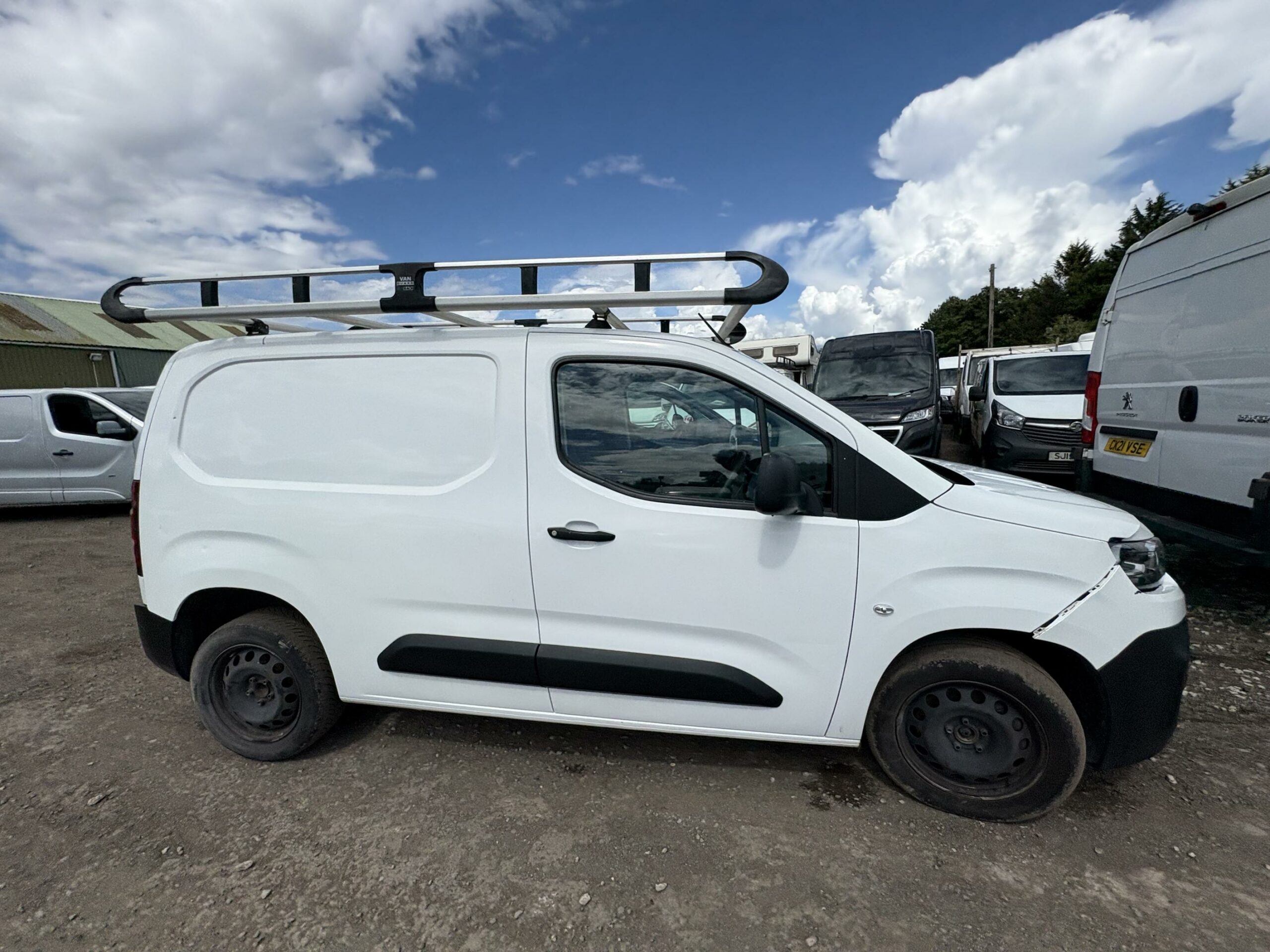 2021 Citroen Berlingo Berlingo 1000 Enterprise Blue HDi S/S Auto – LJ21GMC