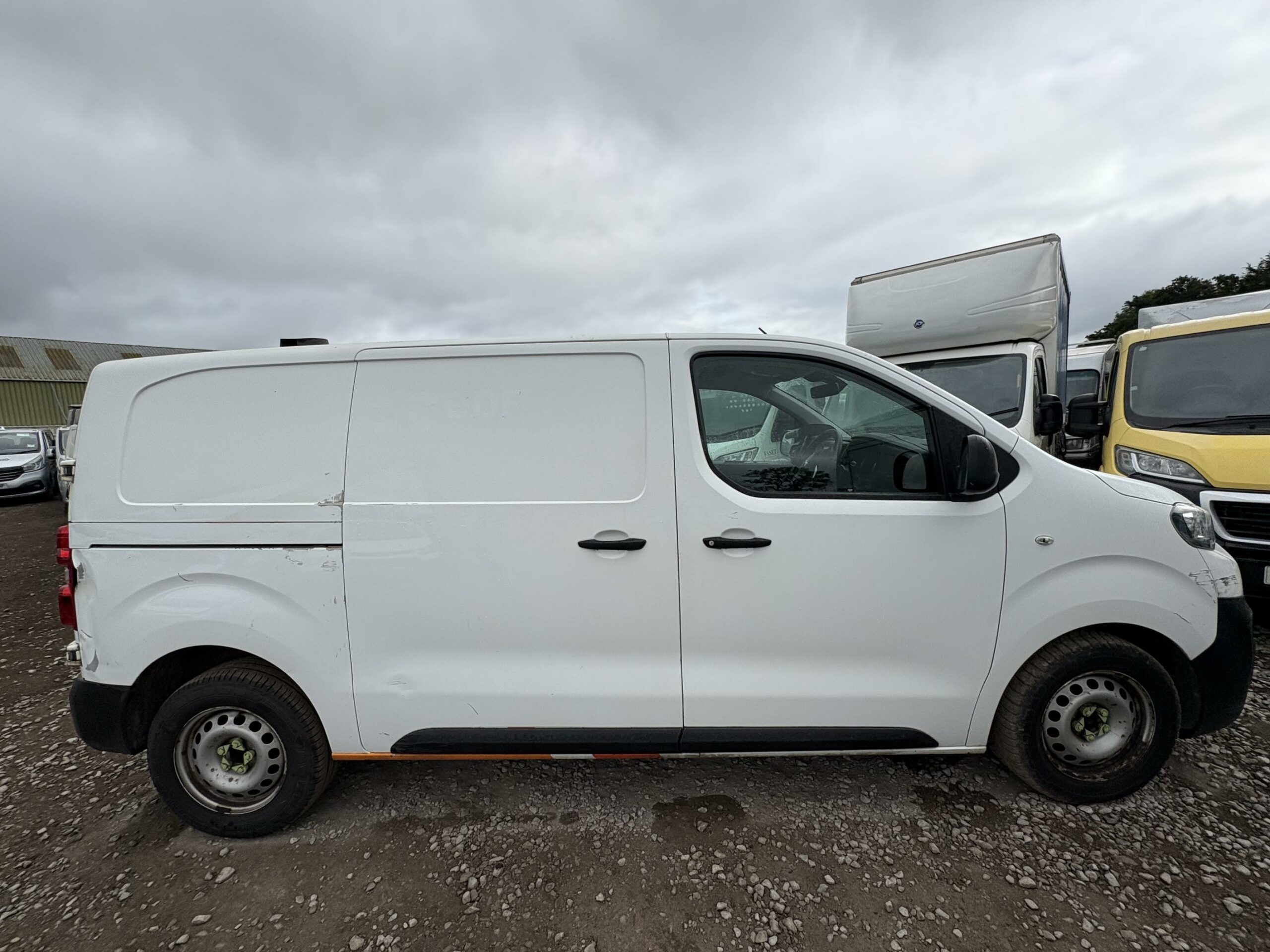 2018 Peugeot Expert Expert Professional Standard Blue HDi – LN18LNY