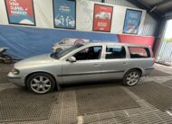 2002 VOLVO 70 SERIES V70 T S