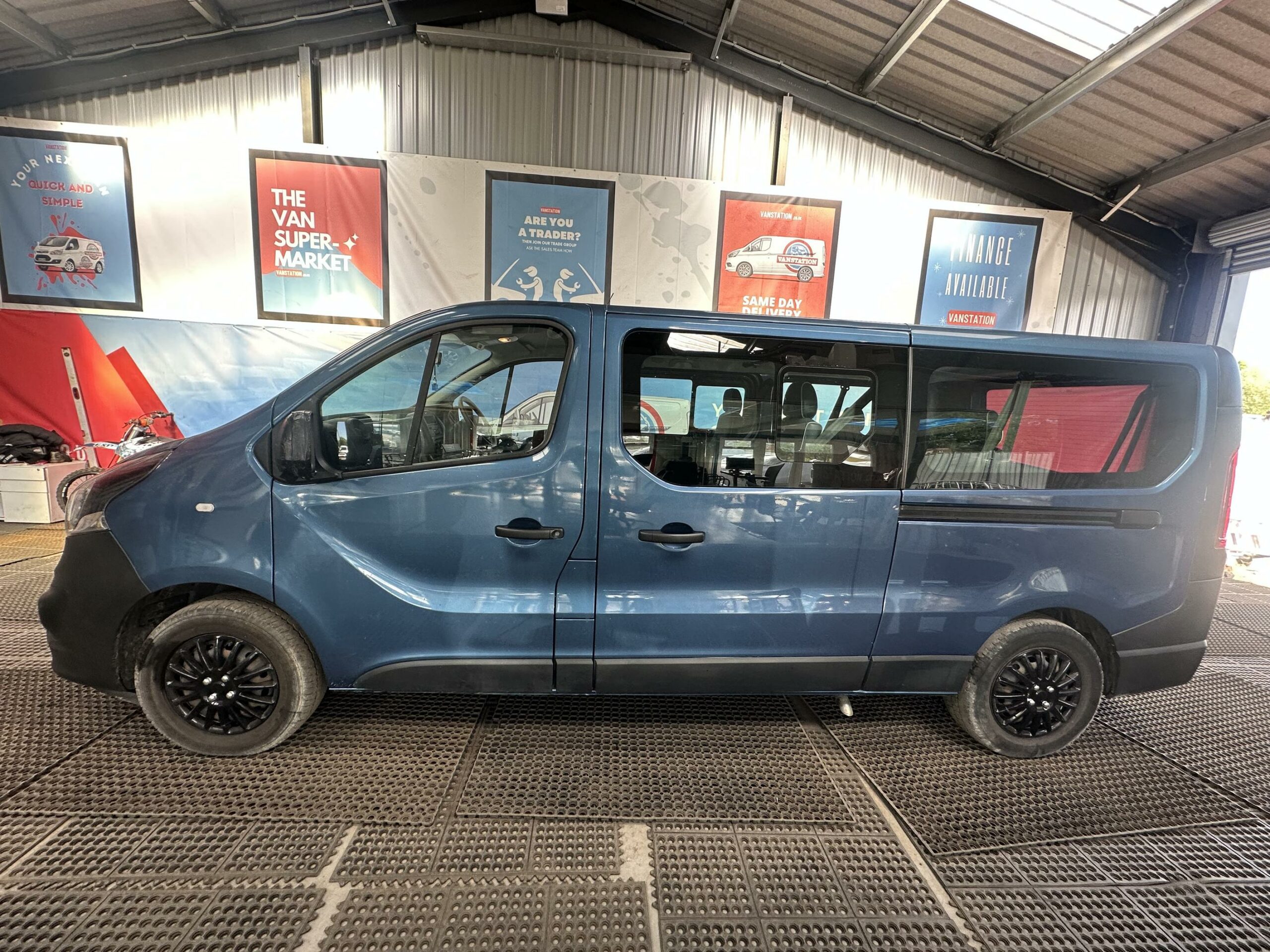 2019 Vauxhall Vivaro Combi Vivaro Combi CDTi S/S – NK19AYA
