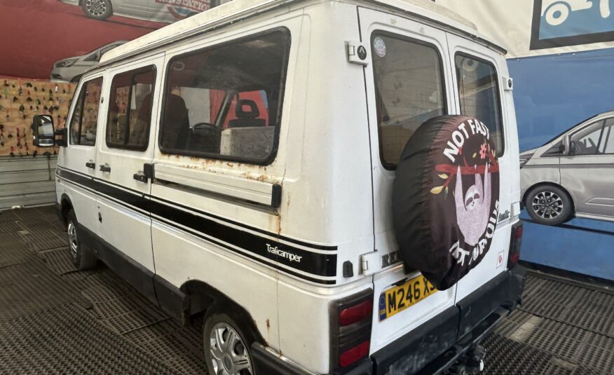 1995 RENAULT TRAFIC T1100D SWB
