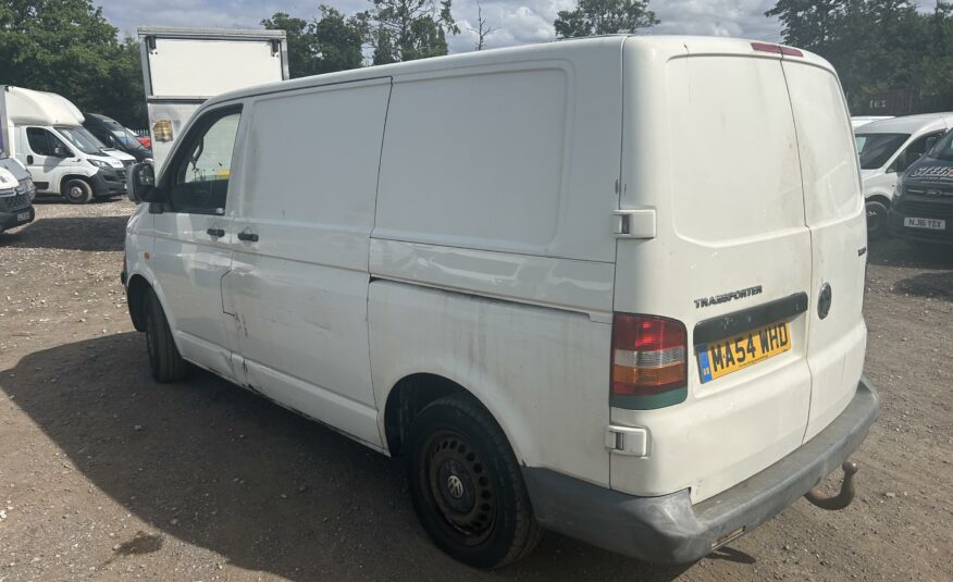 2004 VOLKSWAGEN TRANSPORTER T26 85 TDI