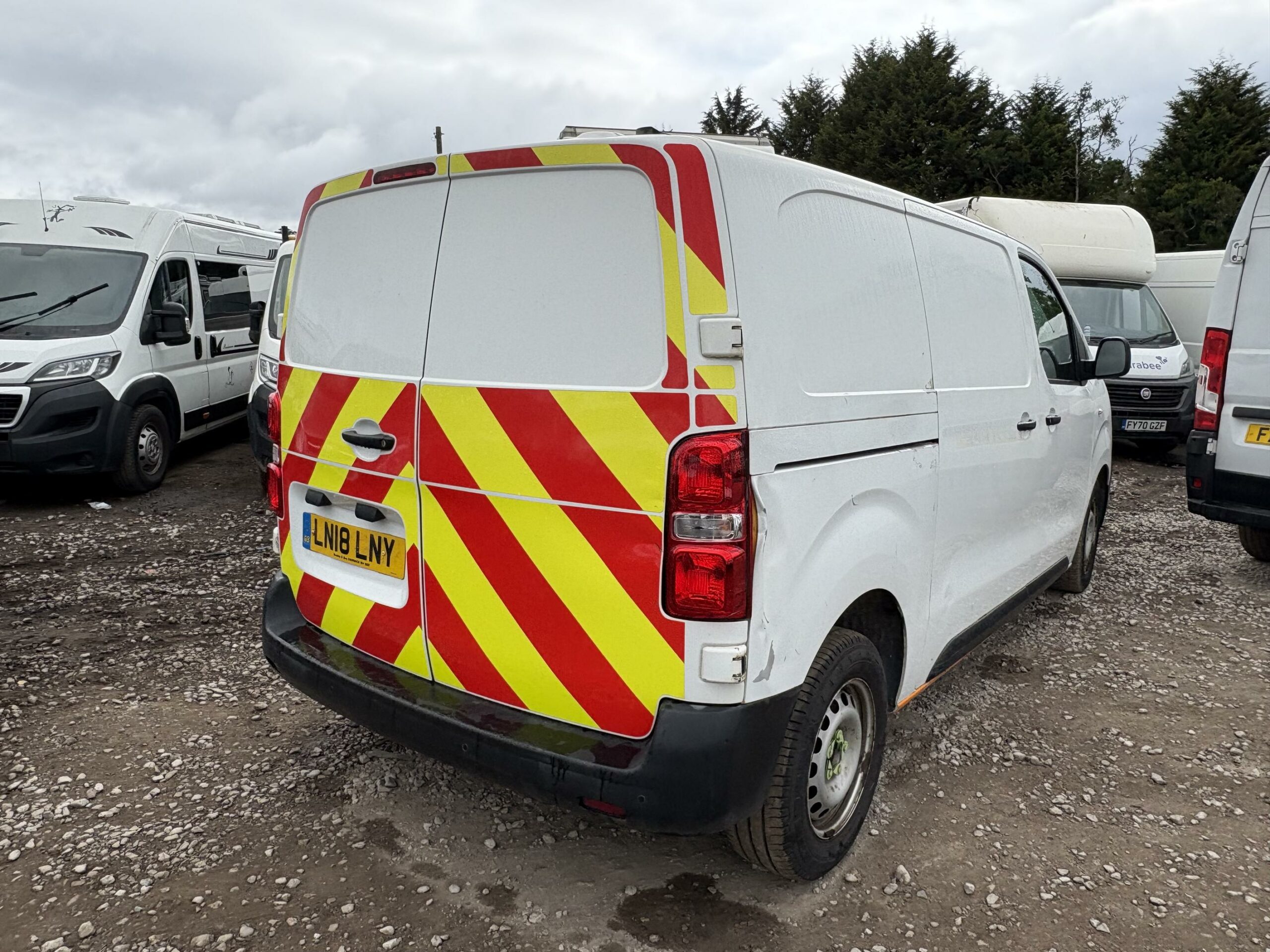 2018 Peugeot Expert Expert Professional Standard Blue HDi – LN18LNY