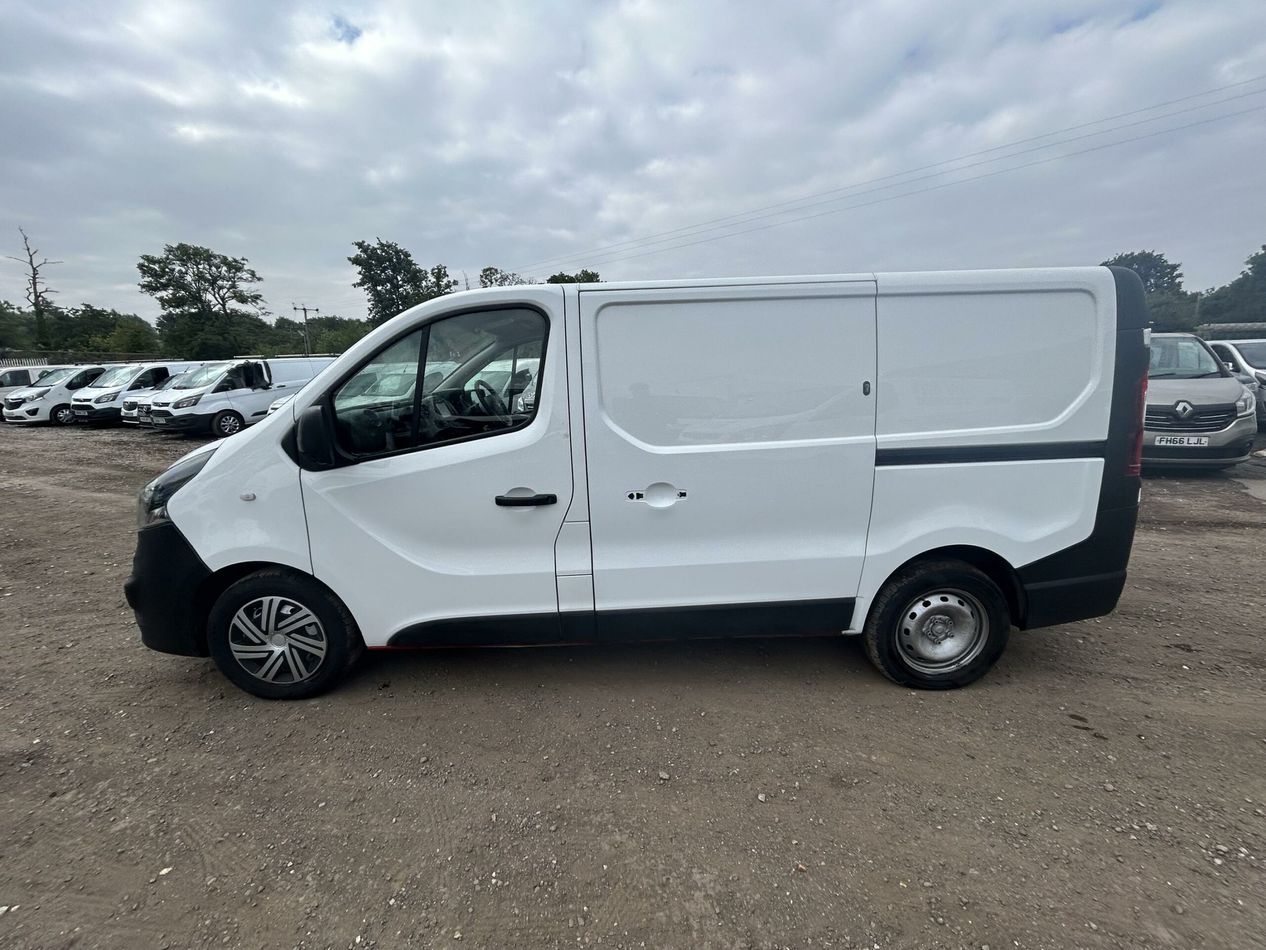 2018 Vauxhall Vivaro Vivaro 2700 CDTI – MK68VXD